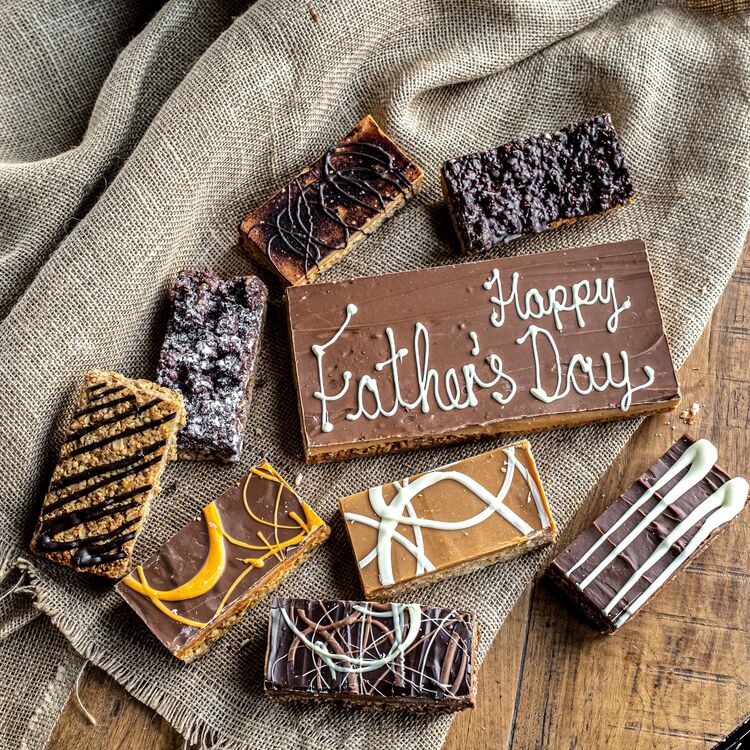 Personalised Father's Day Message Flapjack Box (Large)