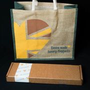 Happy Christmas - Message Flapjack Box additional 5