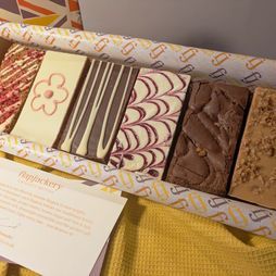 Mother's Day Box of 6