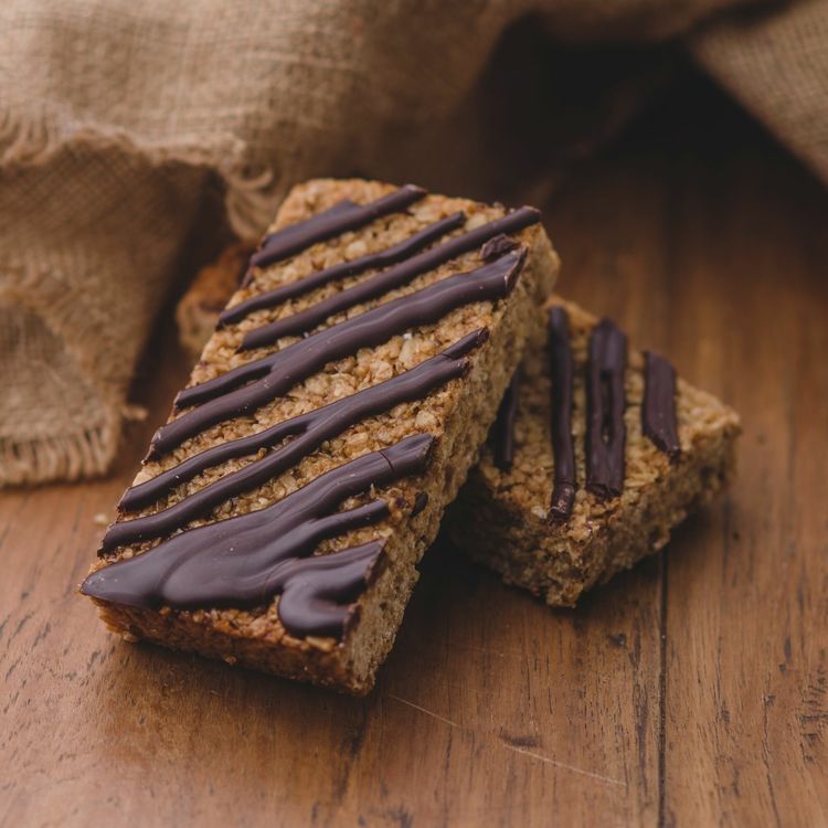 Ginger &amp; Dark Chocolate Half Flapjack