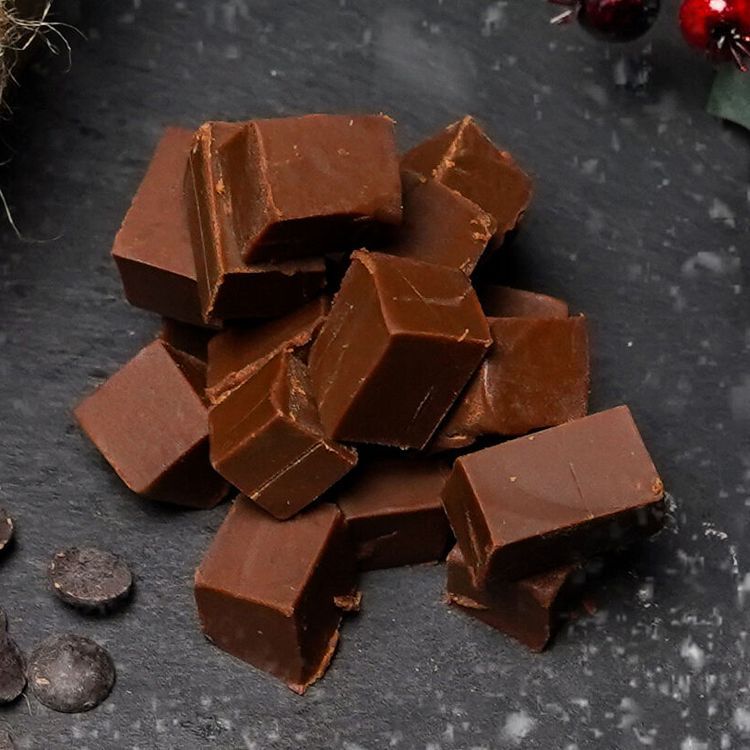 Box Of Handmade Chocolate Fudge 750gr